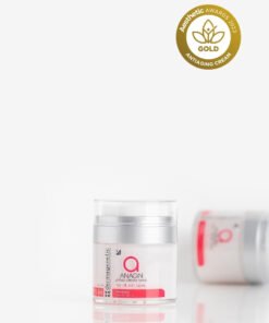 All‑skin lifting cream mask with resveratrol, gamma‑oryzanol & white tea extract—powerful antioxidants for firmer, more even‑toned skin.